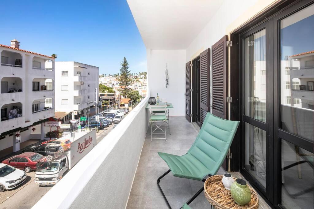 Апартаменты Casa Farol In Carvoeiro Centre Экстерьер фото